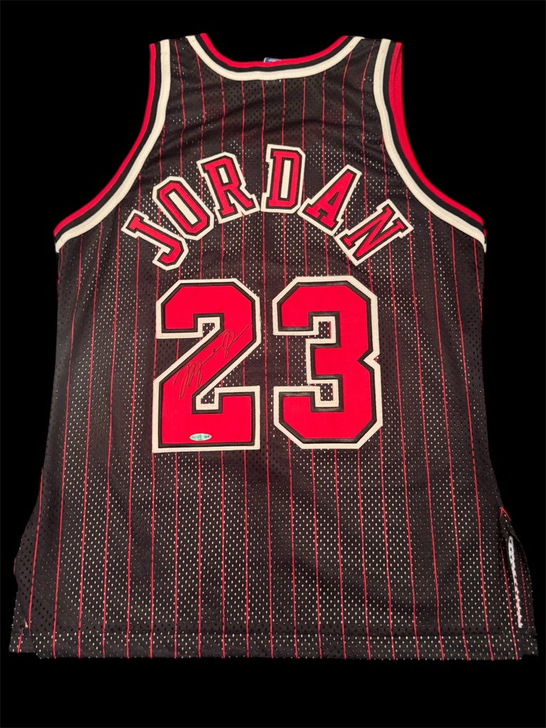 Michael Jordan Signed Pinstripe Jersey #23 Chicago Bulls UDA