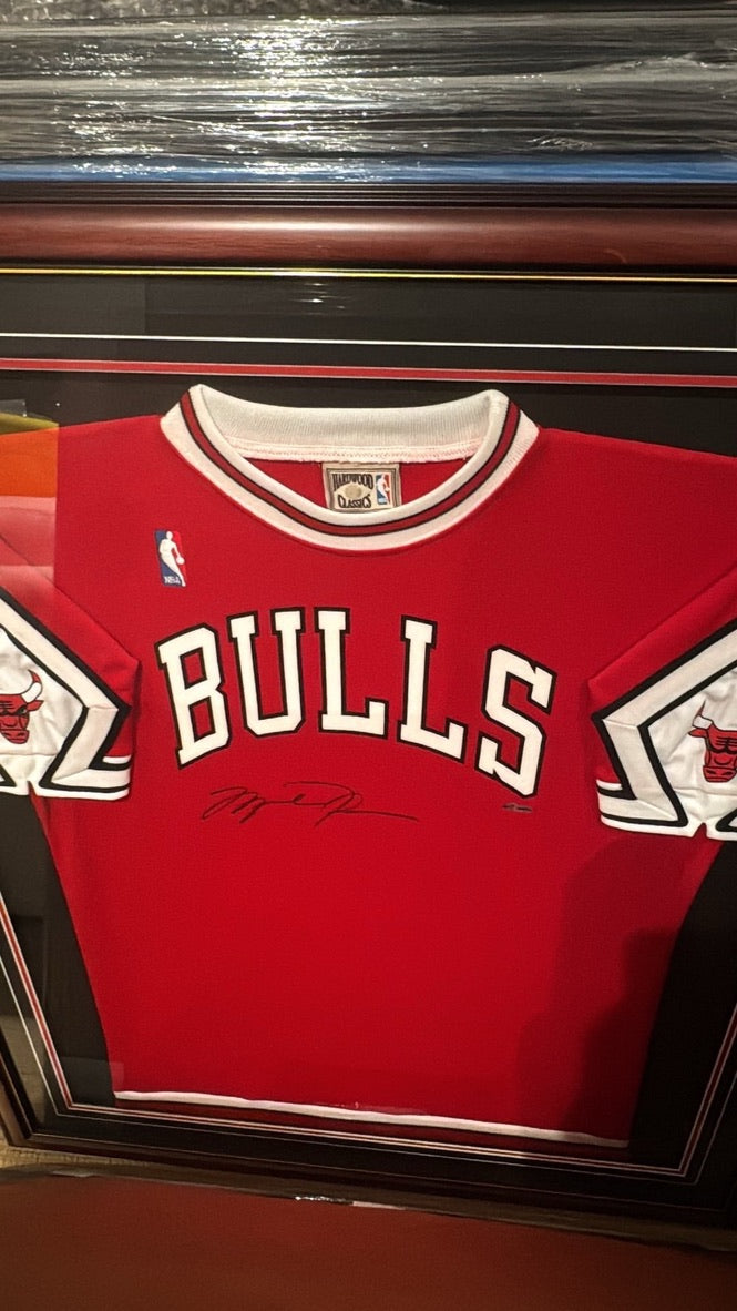 Michael Jordan Signed Chicago Bulls Warm Up Mitchell and Ness UDA WITH CARD ( FILL IN)