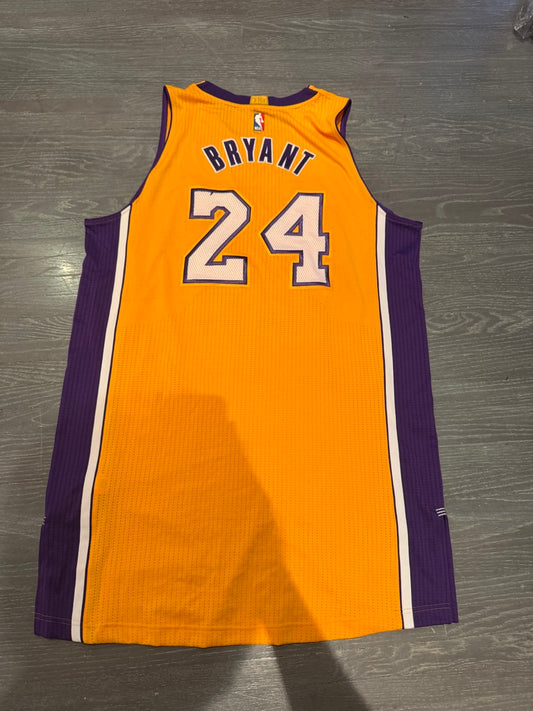 Kobe Bryant Game Issued LA Lakers #24 Jersey