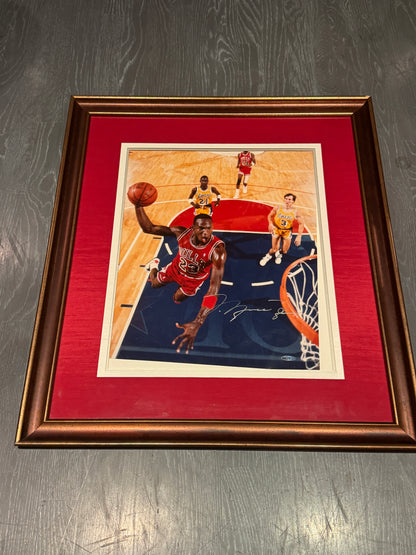 Michael Jordan Signed 16x20 Photo UDA + JSA LOA custom framed DAMADGED CHECK PHOTOS