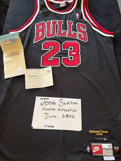 Michael Jordan Signed Black Retirment Black Nike Retirement Jersey - BAF94695