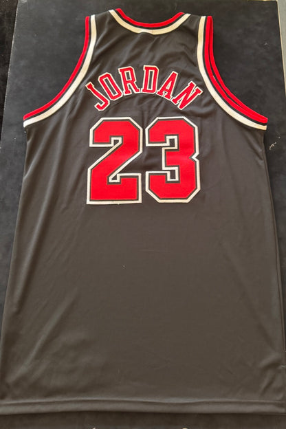 Michael Jordan Signed Black Retirment Black Nike Retirement Jersey - BAF94695