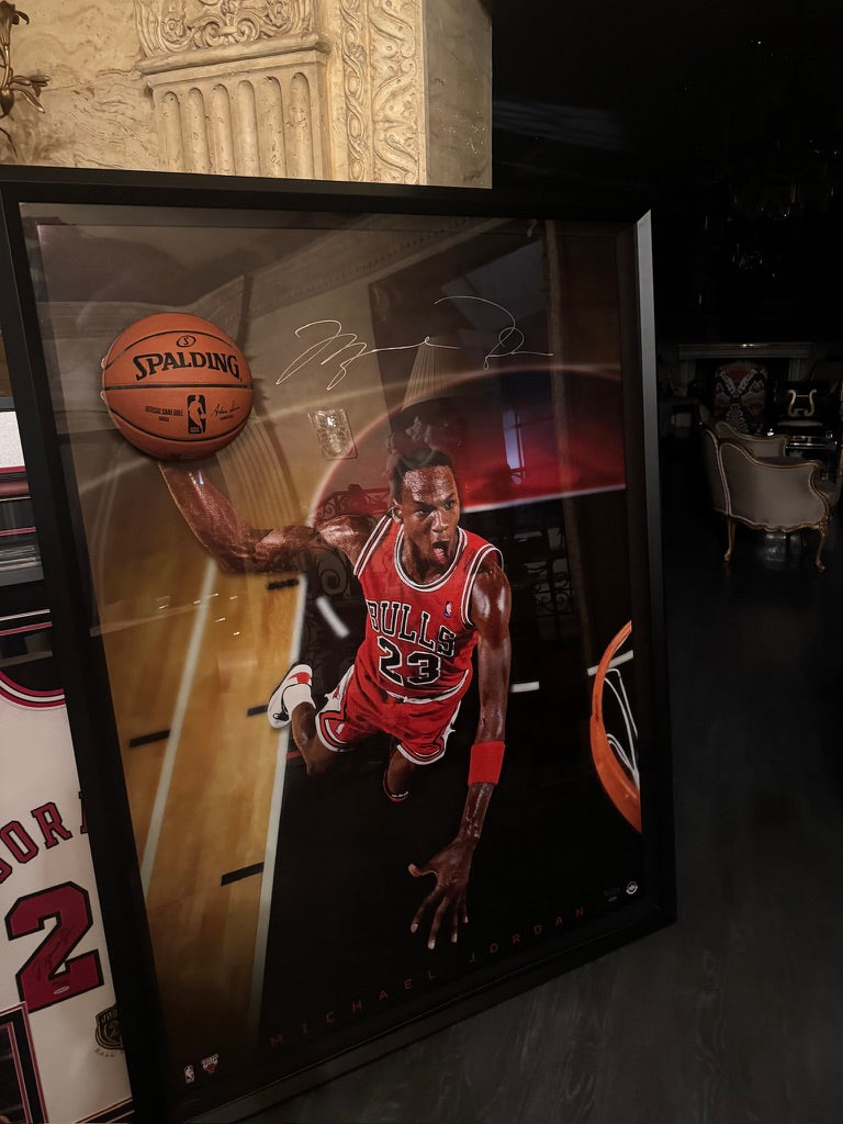 Michael Jordan Signed Breaking Through LE /123 UDA