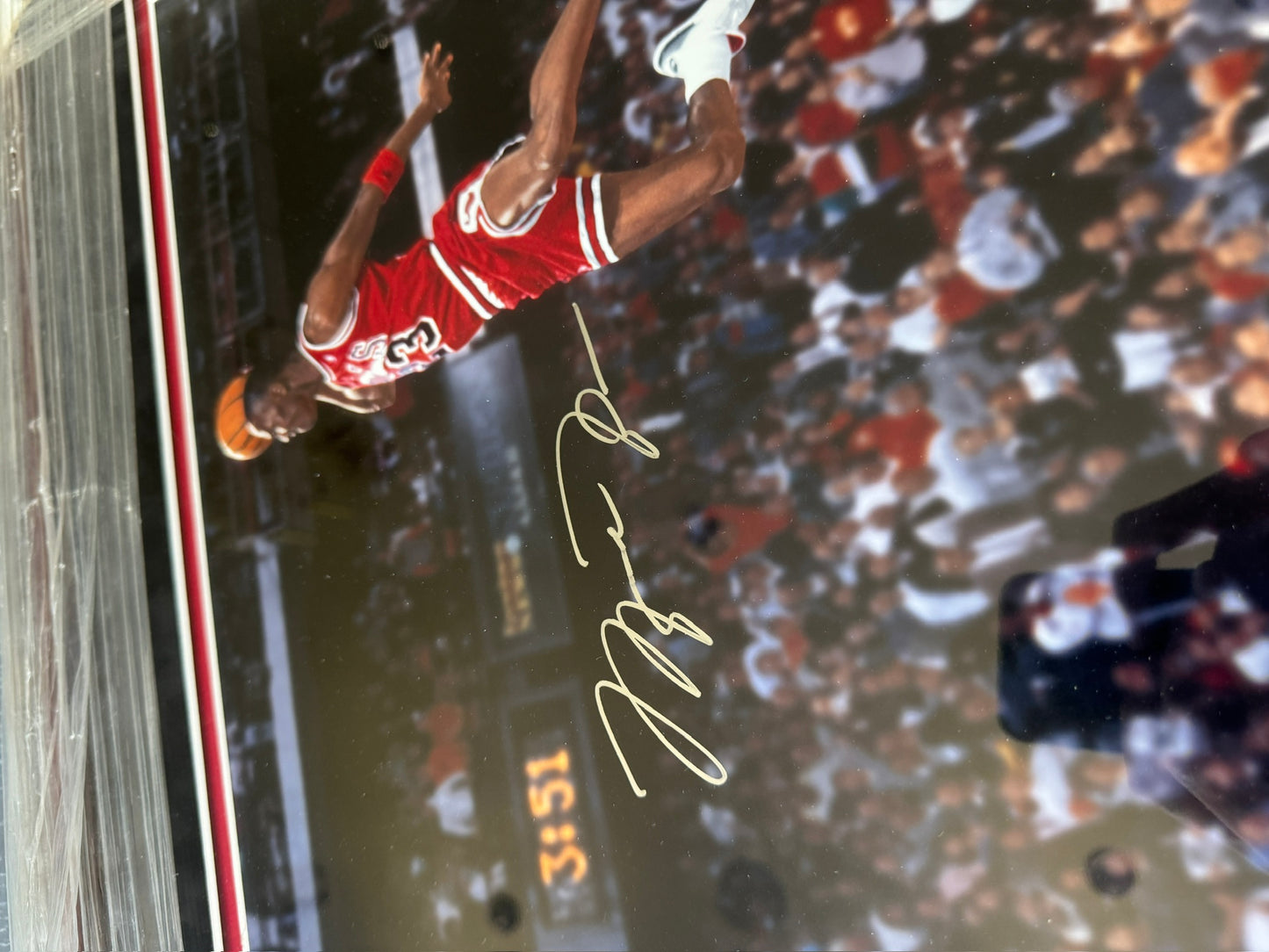 Michael Jordan Signed Gatorade Dunk Photo 16x20 UDA with Card Framed