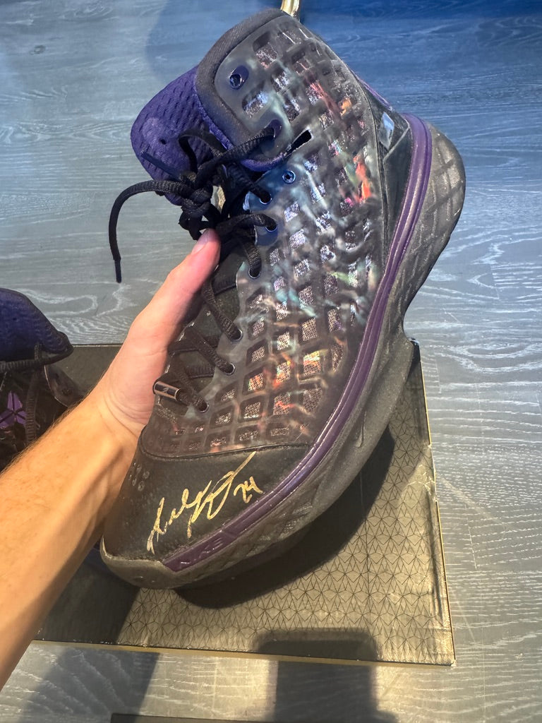 Kobe Bryant Signed Shoes Gold Sig PANINI COA ( FILL IN)