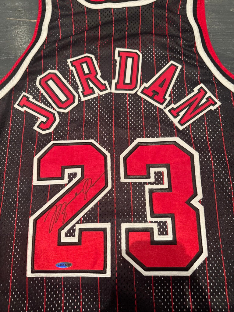 Michael Jordan Signed Pinstripe Jersey #23 Chicago Bulls UDA