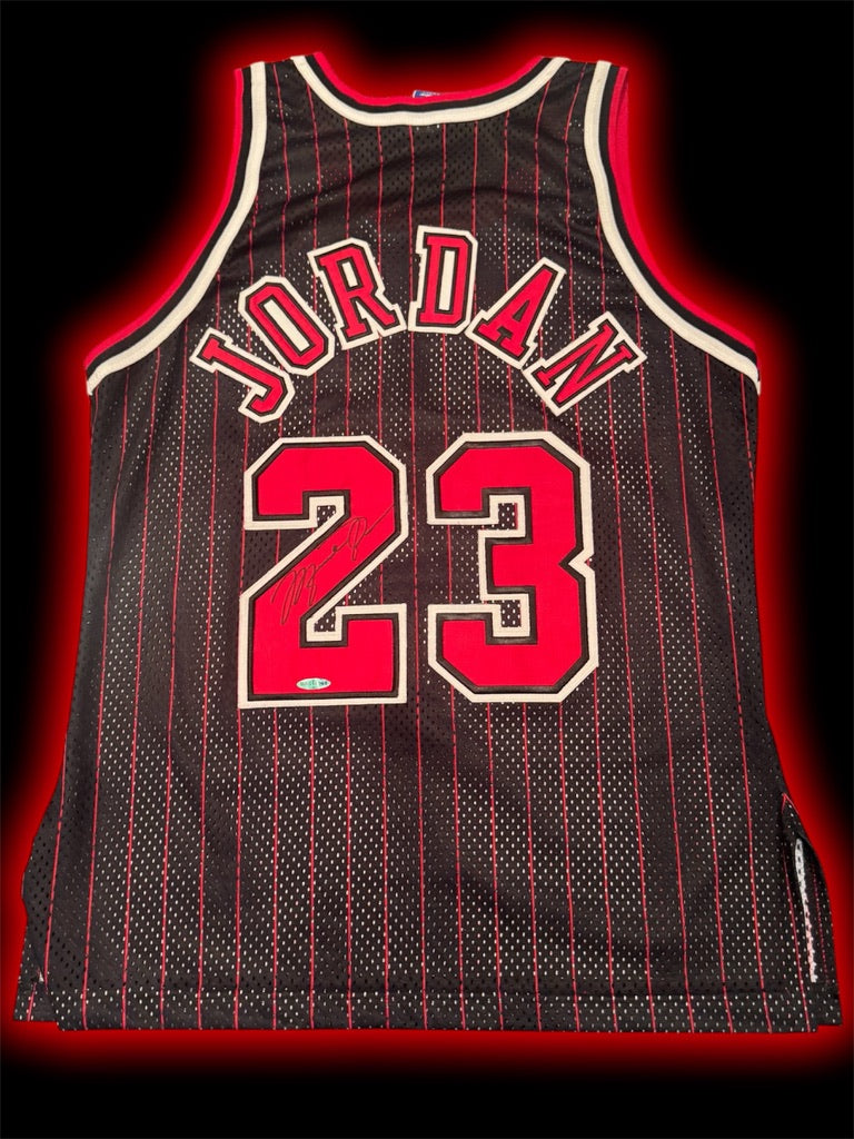 Michael Jordan Signed Pinstripe Jersey #23 Chicago Bulls UDA