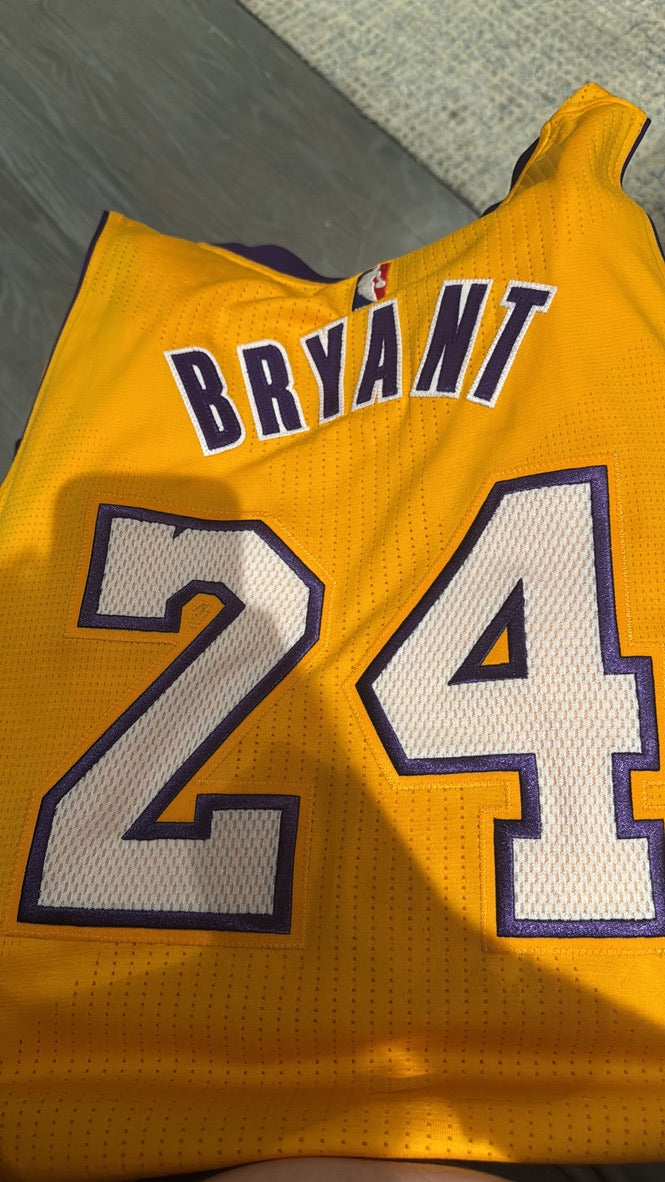 Kobe Bryant Game Issued LA Lakers #24 Jersey