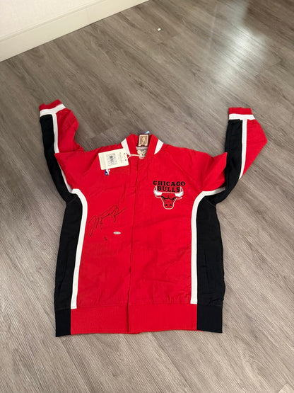 Michael Jordan Signed Jacket UDA LE/23