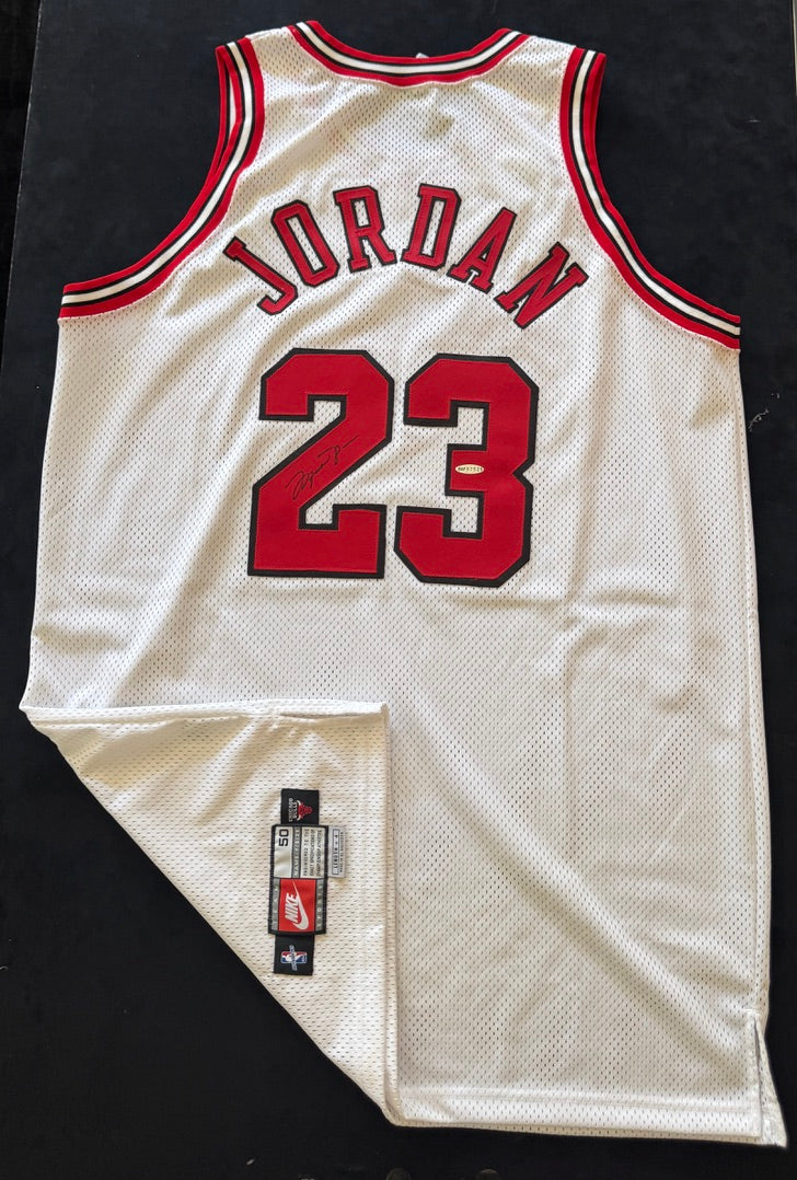 Michael Jordan Signed White Nike authentic pro cut jersey UDA with card