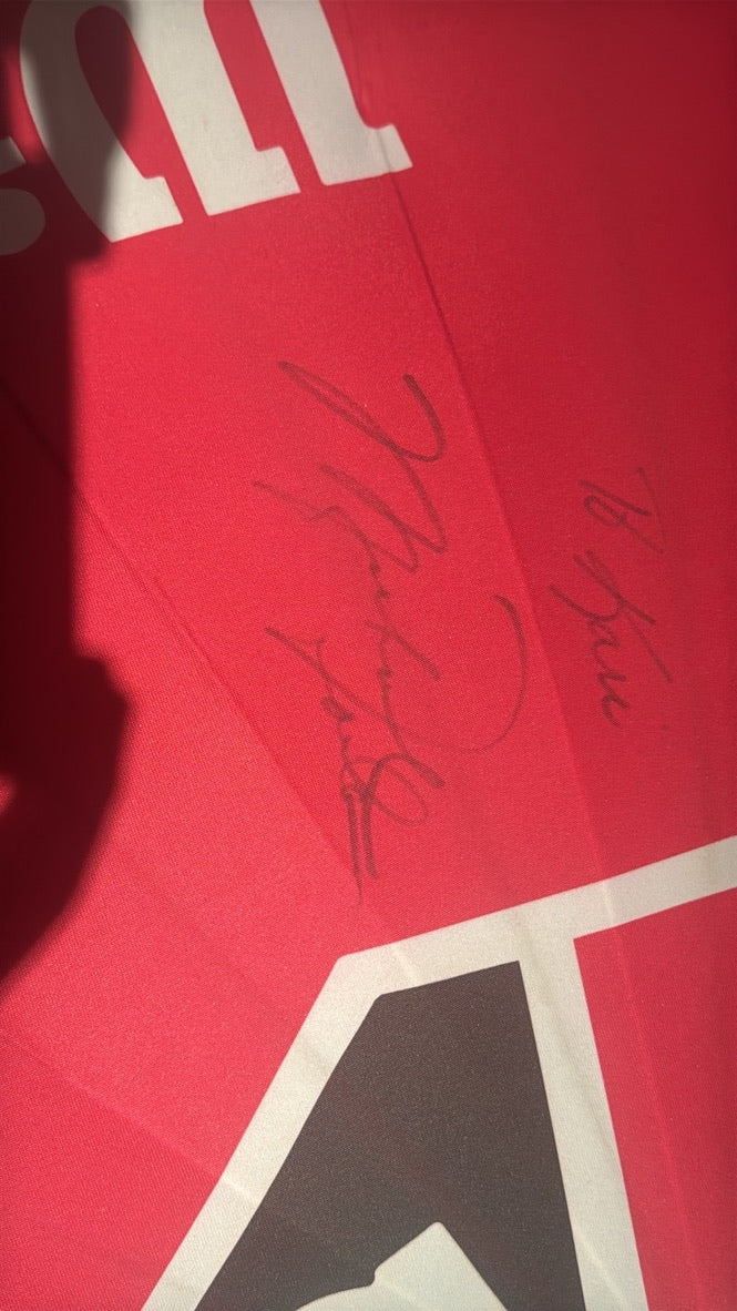 Michael Jordan Signed Umbrells PERFECT FOR CUT, (perfect for any project) RARE Signature BECKETT LOA