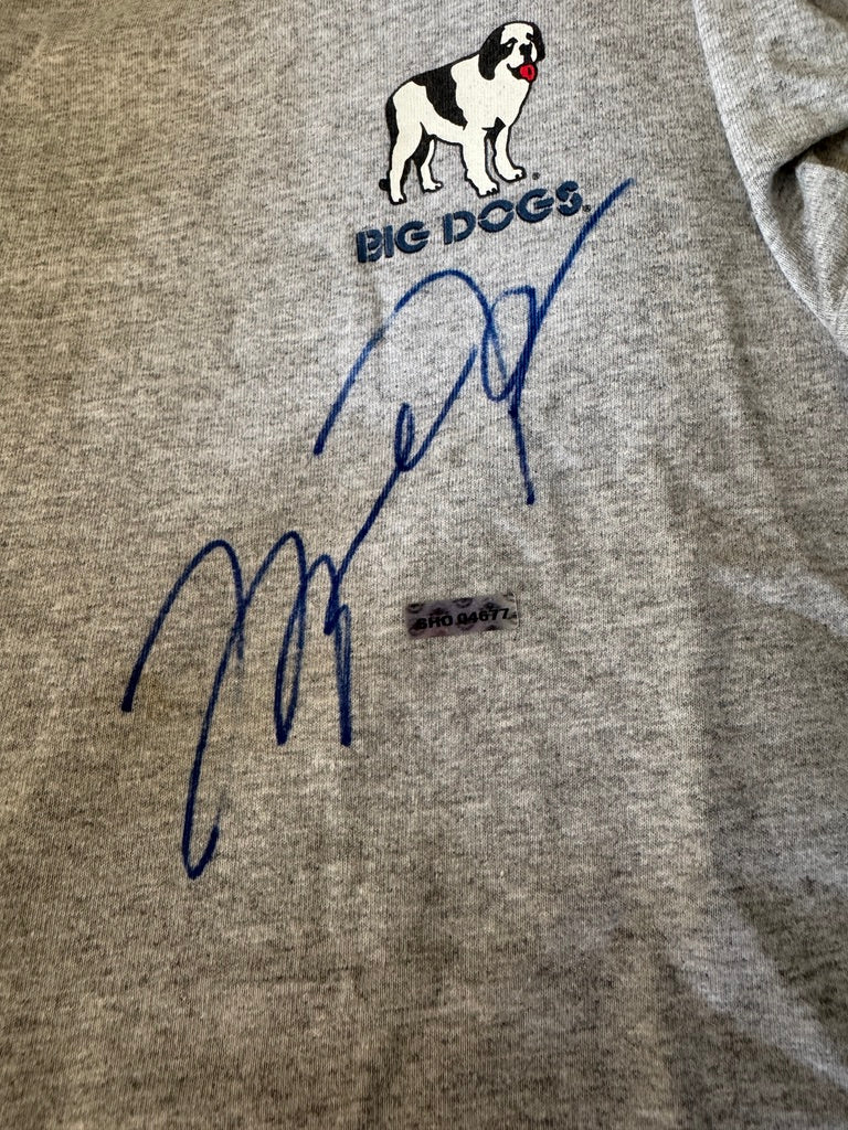 Michael Jordan Signed T Shirt UDA with card