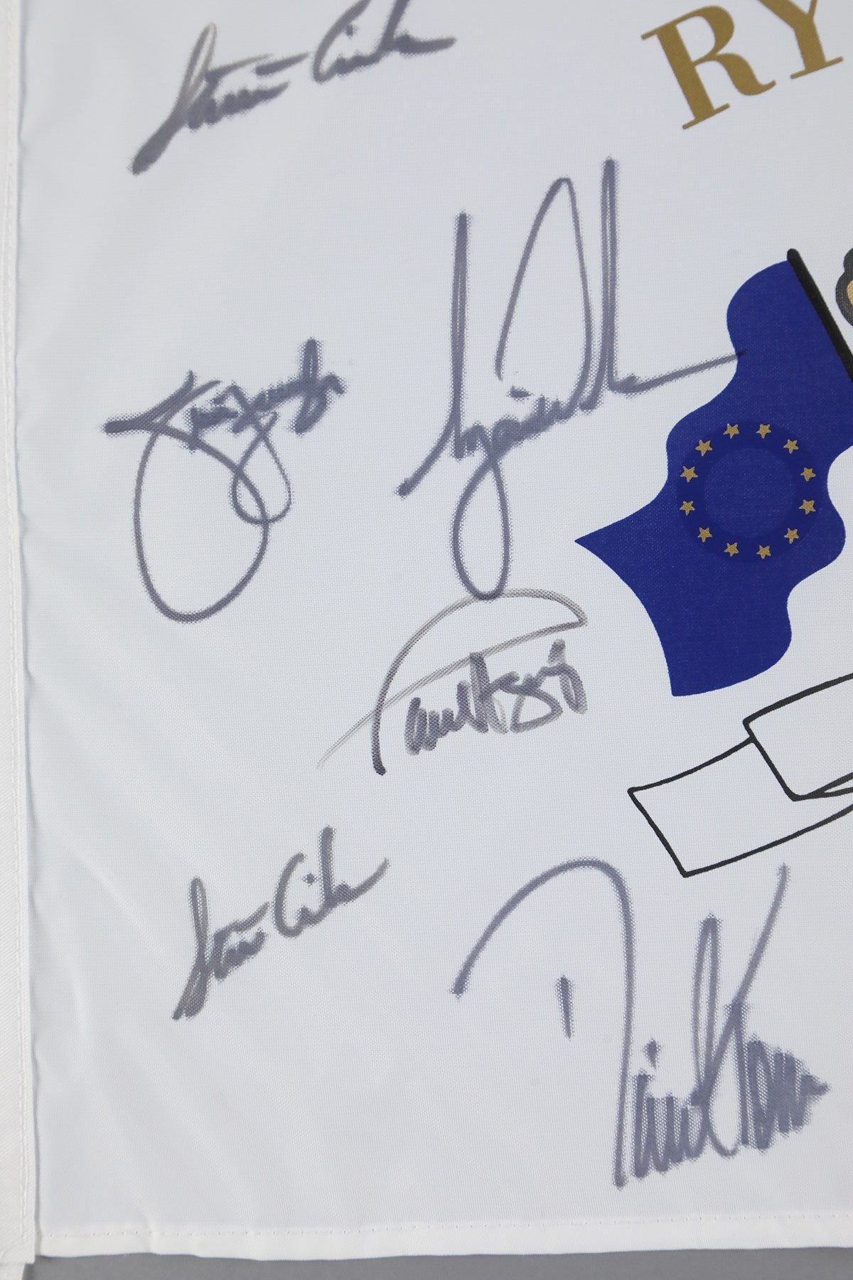 2002 Ryder Cup Signed Flag w/Tiger Woods (PSA)
