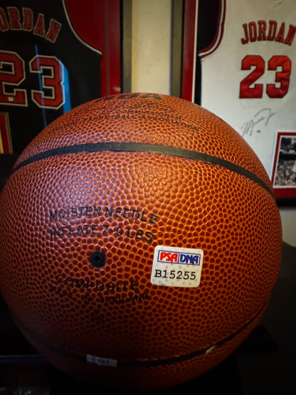 Kobe Bryant Signed Authentic Spalding basketball Bold Signature PSA DNA COA