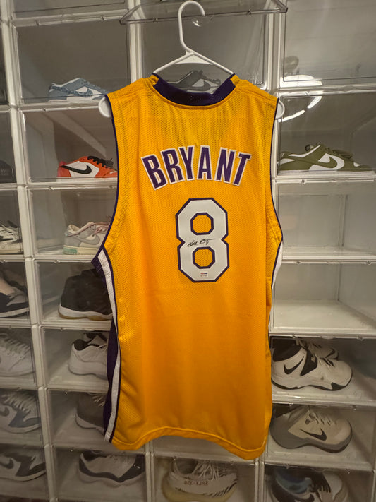 Kobe Bryant Signed LA Lakers Jersey PSA DNA COA