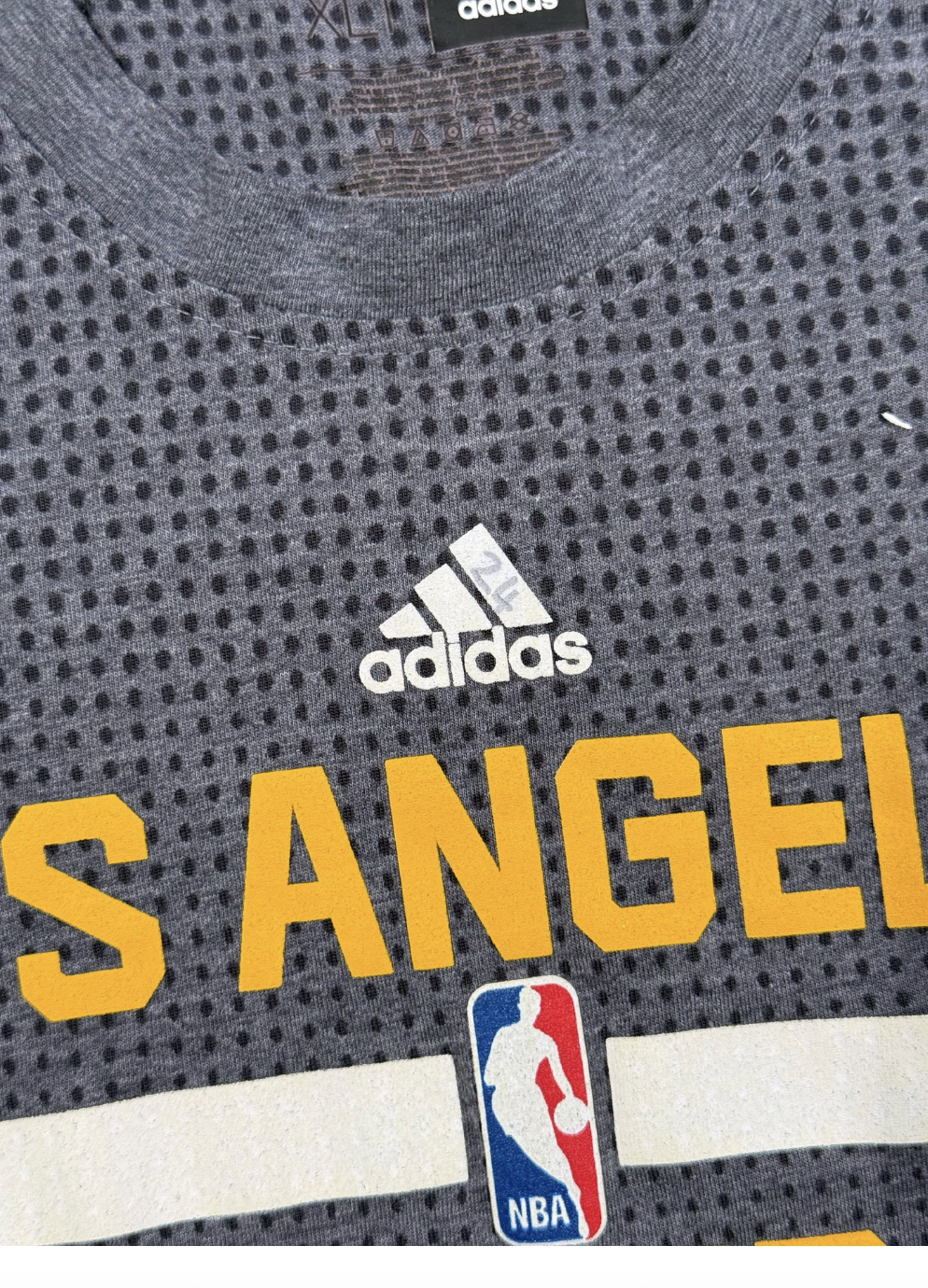 2015-16 Kobe Bryant LA Lakers Player-Worn Long Sleeve Shooting Shirt (Sourced from Lakers Former Player Development Assistant Coach)