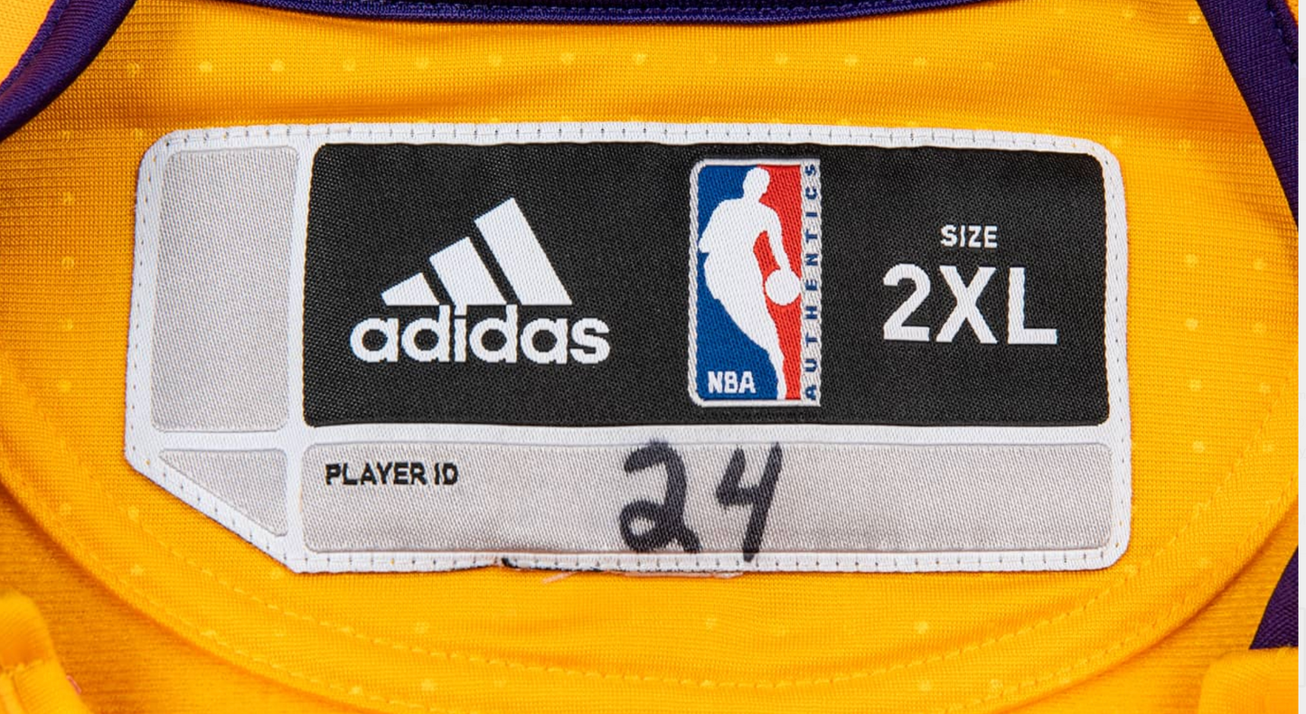 Kobe Bryant 2015 16 Los Angeles Lakers Adidas Warm Up Jacket Game Used/Game Issued Mears LOA