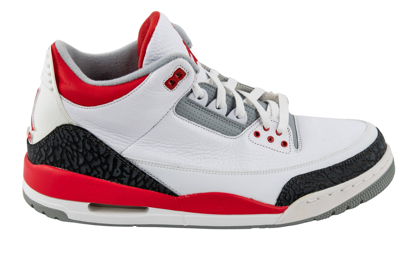 Michael Jordan Single Signed Air Jordan 3 Retro White And Red Shoe Size 13 UDA Card + JSA LOA