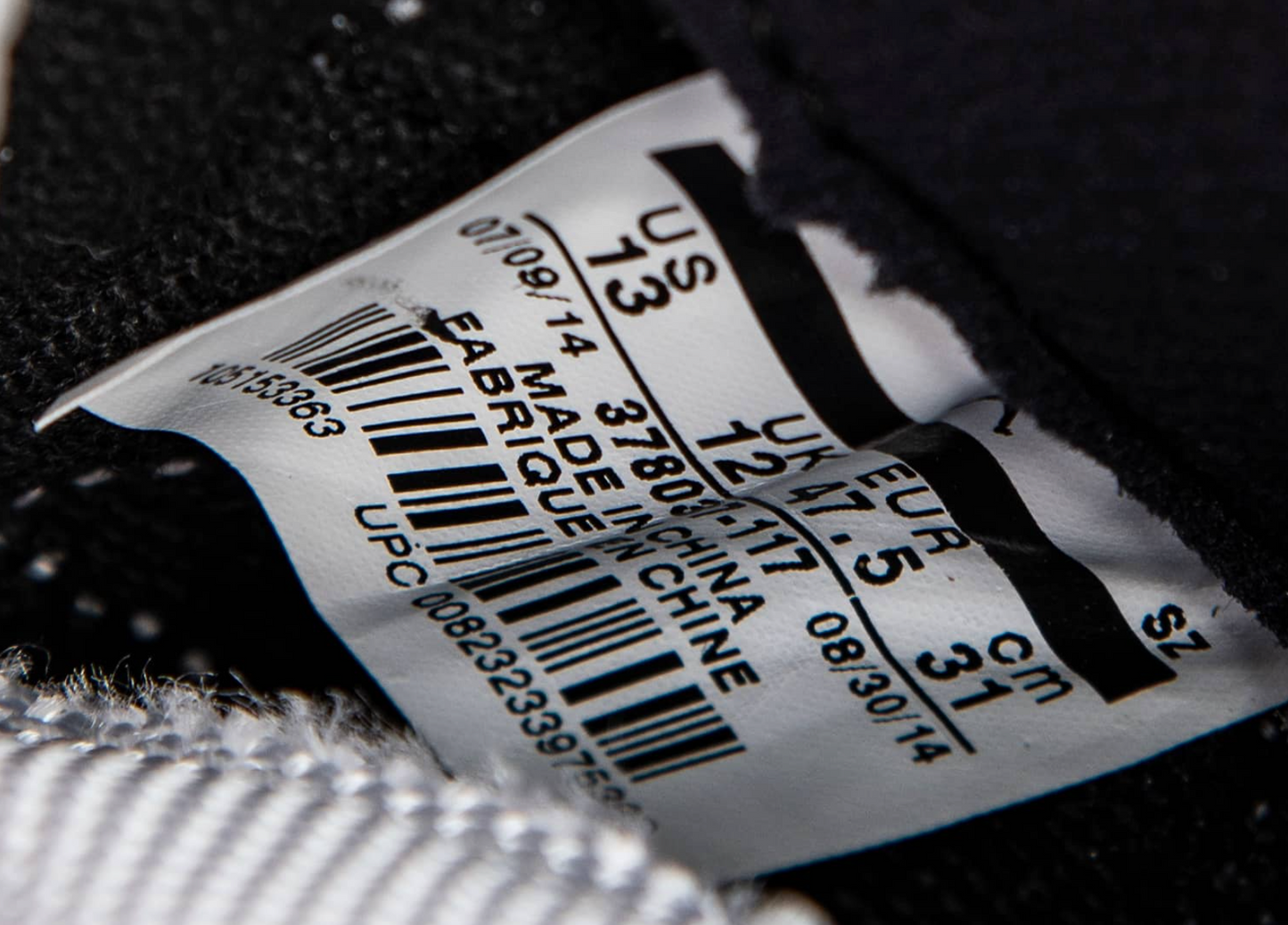 Michael Jordan Signed Air Jordan 11 Retro Legend Blue Single Signed Size 13 UDA Card + JSA LOA  Description: