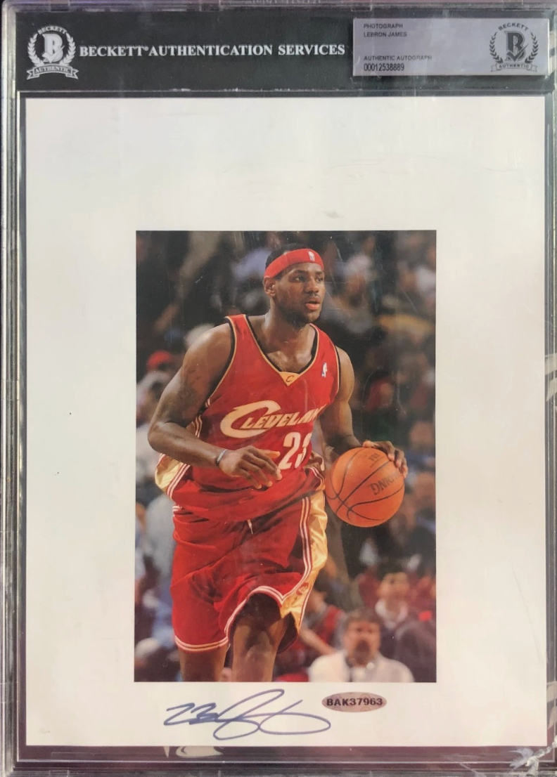 Lebron James Signed Photo BECKETT SLAB UDA (cracked slab)