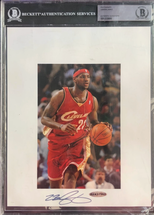 Lebron James Signed Photo BECKETT SLAB UDA (cracked slab)