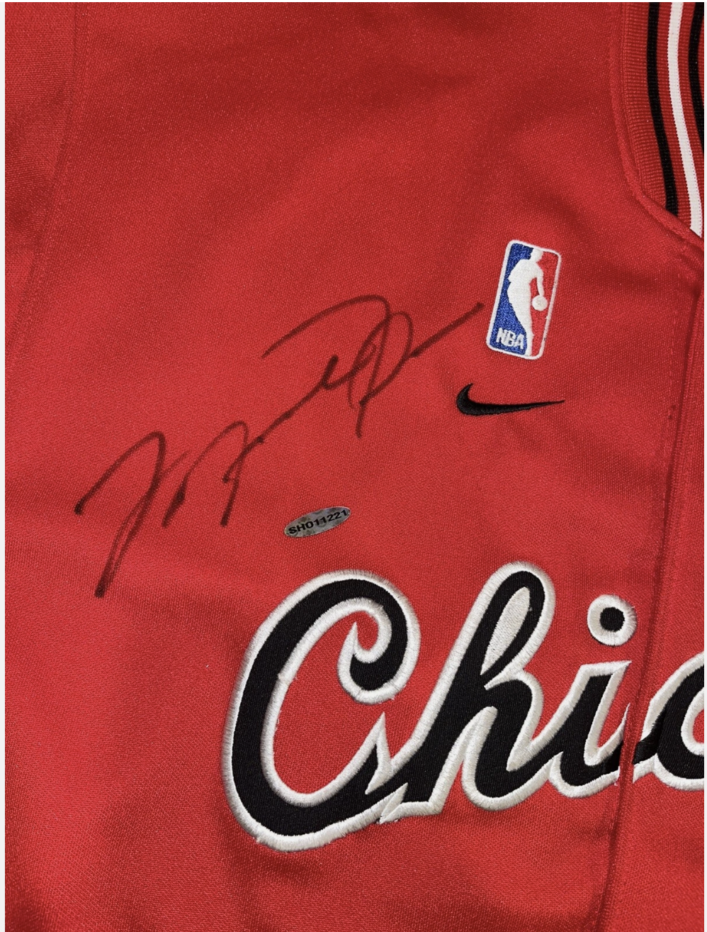 Michael Jordan Upper Deck Signed Chicago Warm Up Jersey With UDA COA