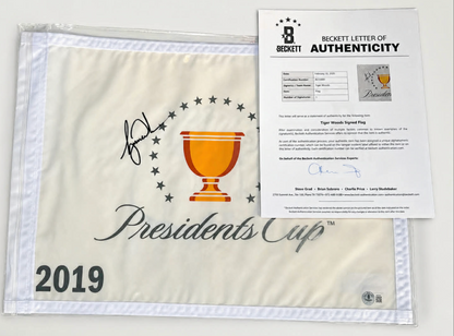 Tiger Woods Signed Flag Presidents Cup Beckett LOA