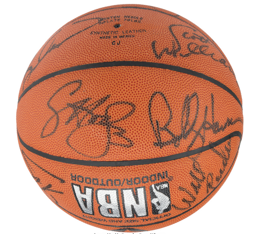 1991-92 Chicago Bulls Team Signed Basketbal Michael Jordan Signed PSA DNA LOA