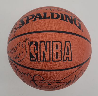 1992-93 Chicago Bulls 3-Peat NBA Champions Team Signed Spalding Basketball w/ Michael Jordan Beckett LOA