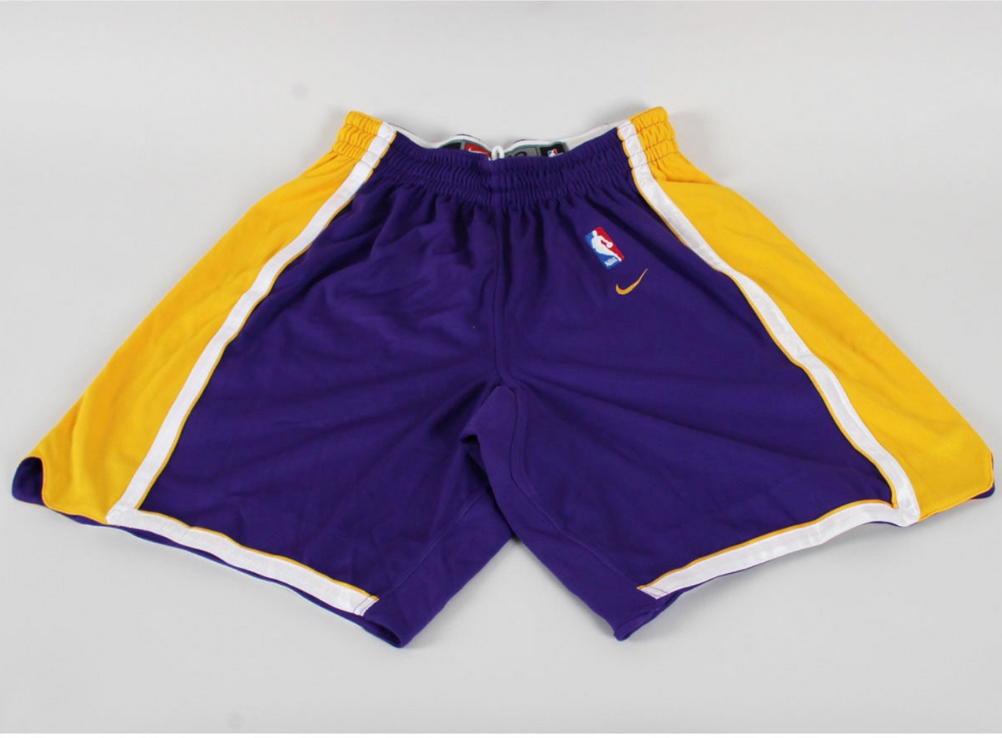 Kobe Bryant Signed Jersey Uniform w/ Shorts Authentic Lakers NBA Finals Patch – UDA LE /108 and JSA LOA Authentic Pro Cut