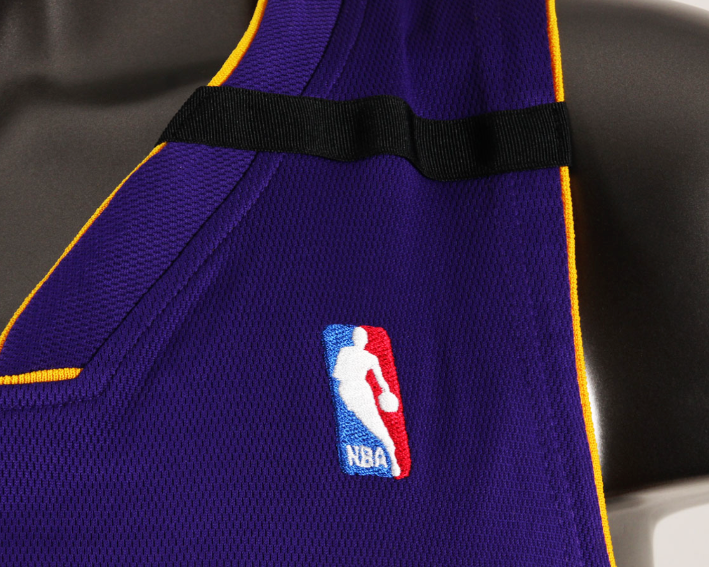 Kobe Bryant Signed Jersey Uniform w/ Shorts Authentic Lakers NBA Finals Patch – UDA LE /108 and JSA LOA Authentic Pro Cut